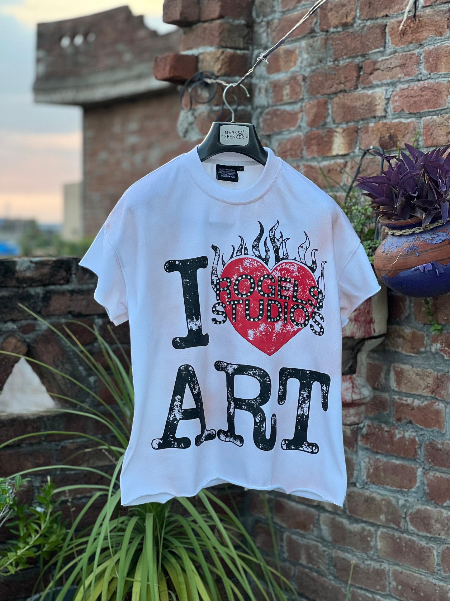 Buy art
