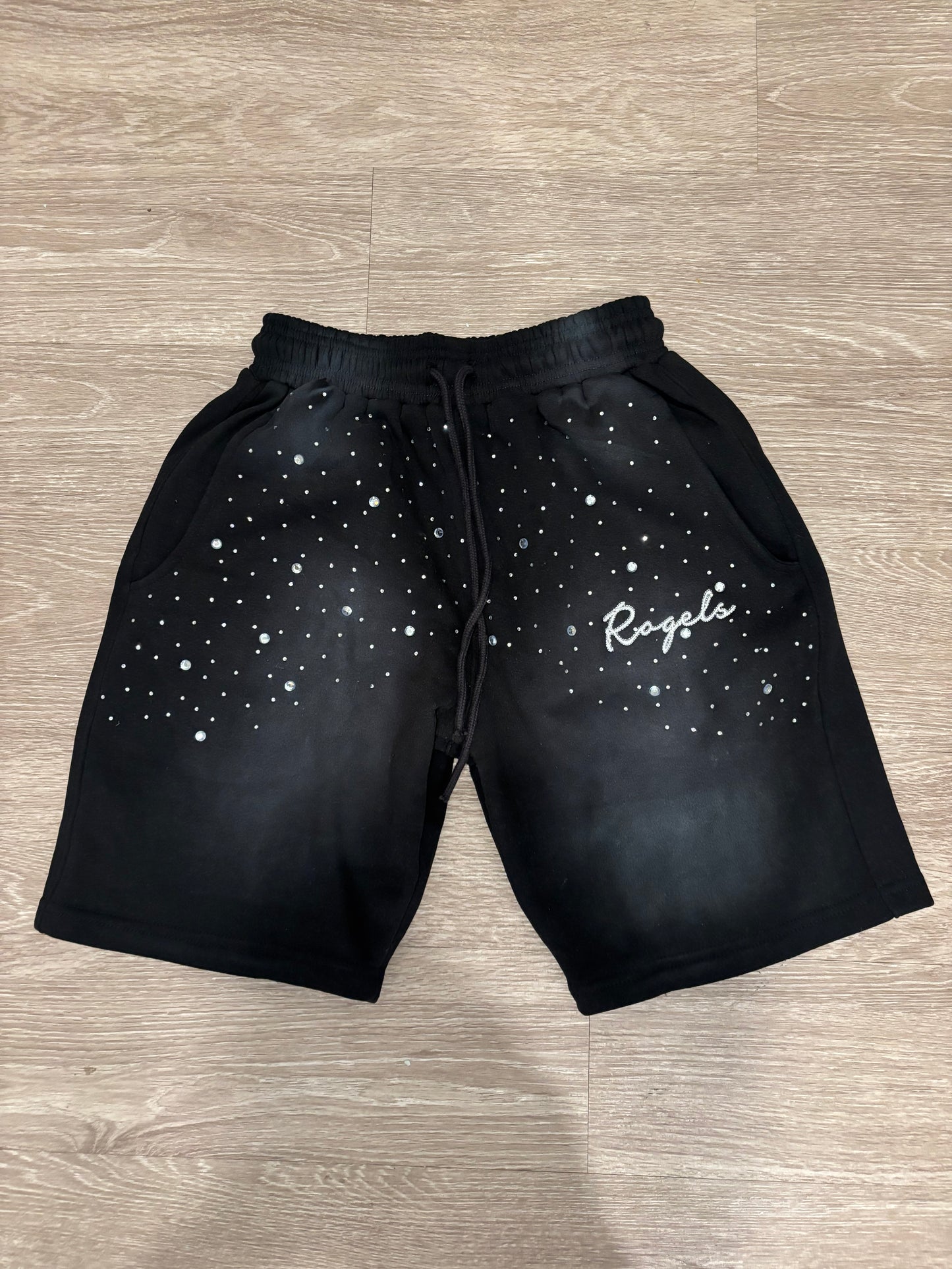 Diamond shorts